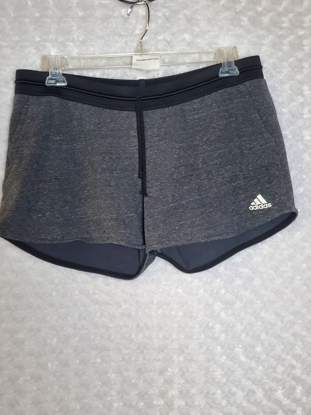 Adidas Women's Gray Athletic Shorts Size 04/16